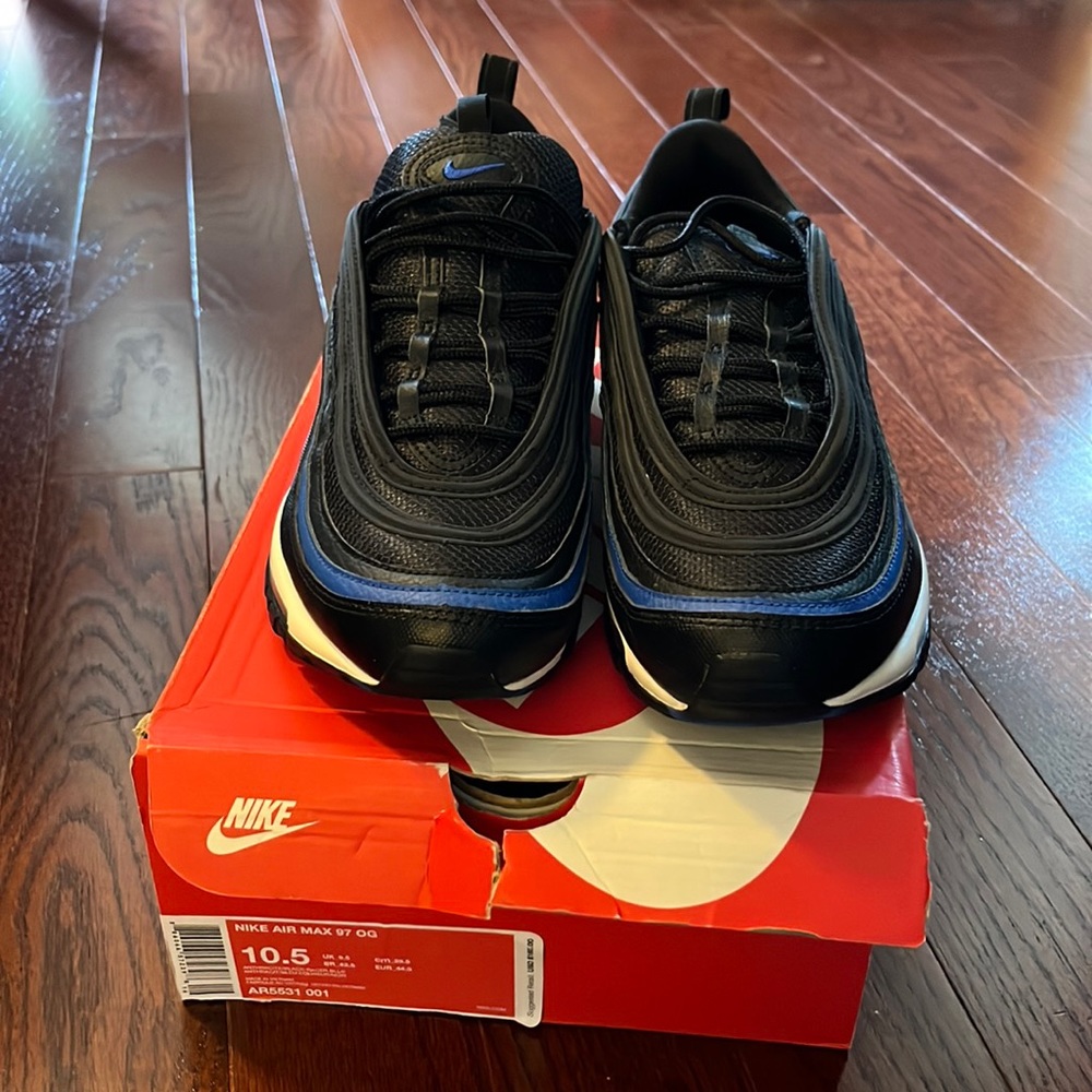 Mens Nike Air Max 97 OG. EUC. Clean. No damage. No creases. Worn once.